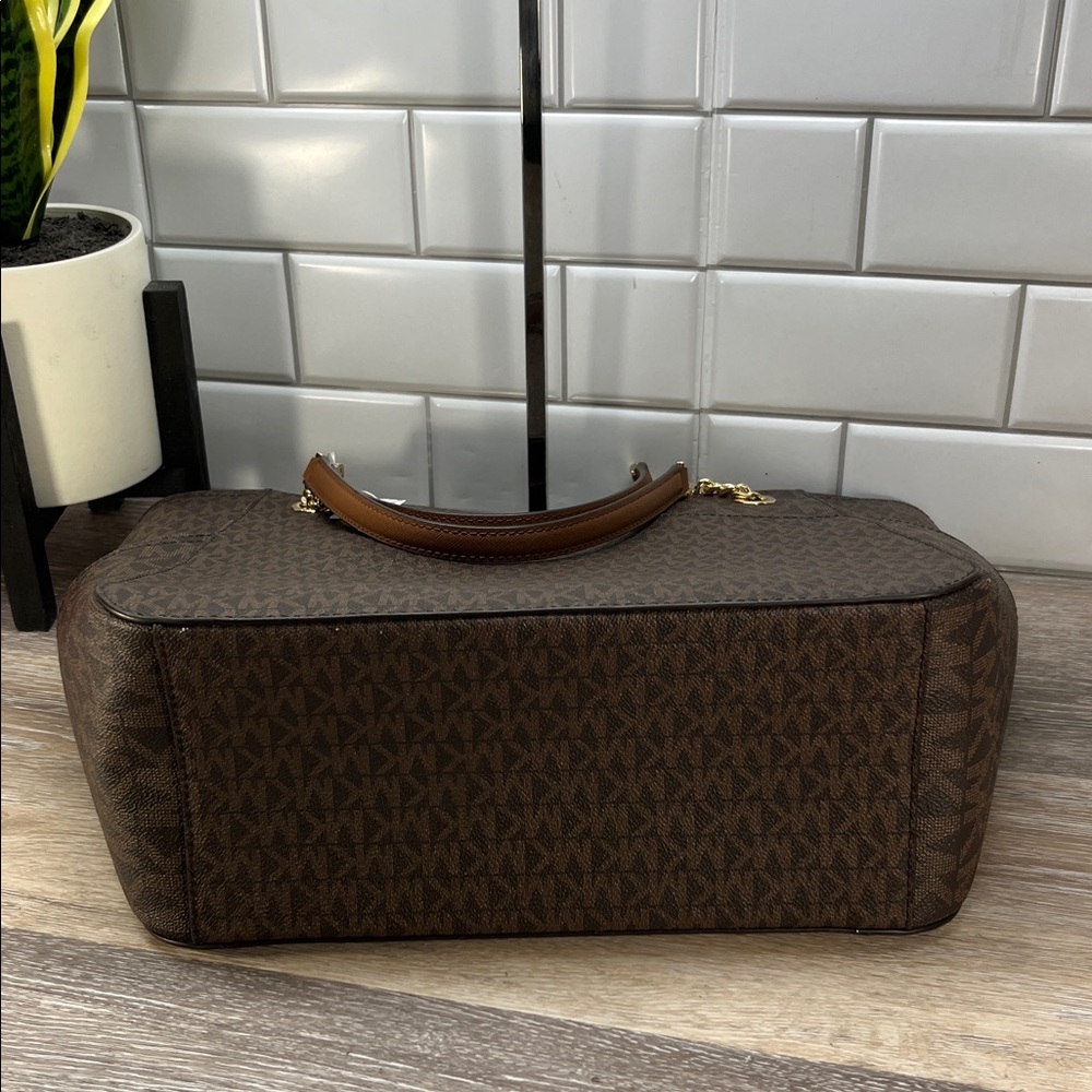 8366 MICHAEL KORS BROWN JET SET TOTE BAG 257878366 - Picture 3 of 14